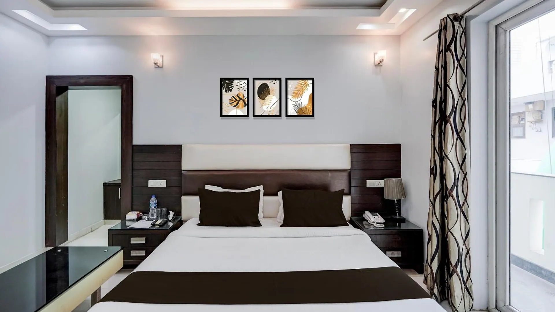 Hotel O Royal Inn 古尔冈